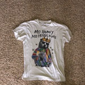 Mo honey, mo problems white tee